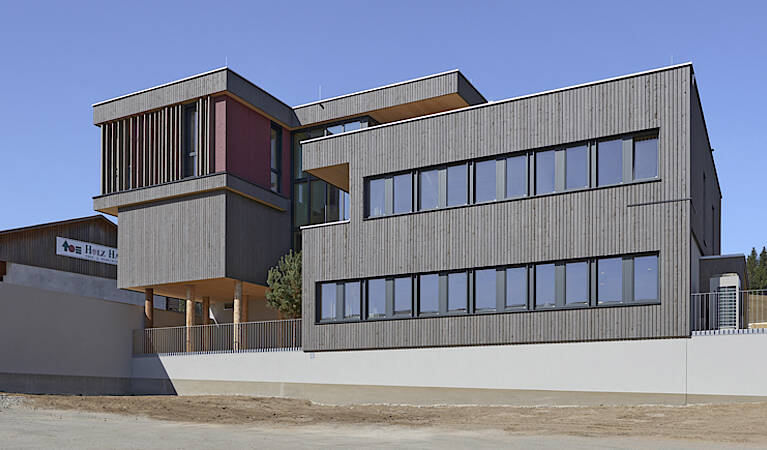 Bürogebäude Holz Hahn GmbH